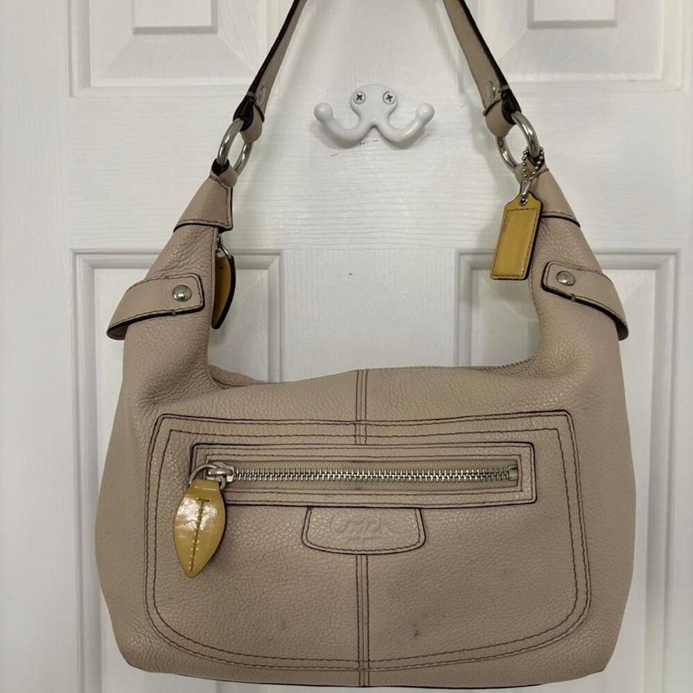 Cream leather coach hobo bag